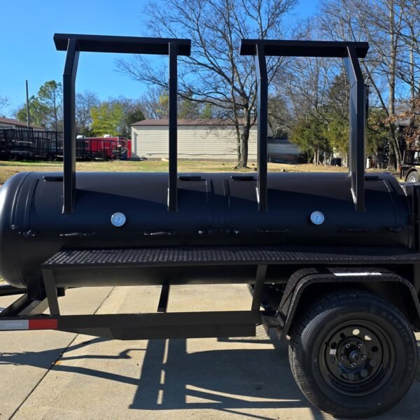 330 Gal Smoker Two Door with Counter Weights and Double Racks