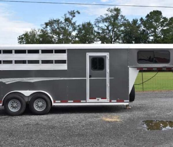 2018 Adam 7304GN 3 Horse Trailer