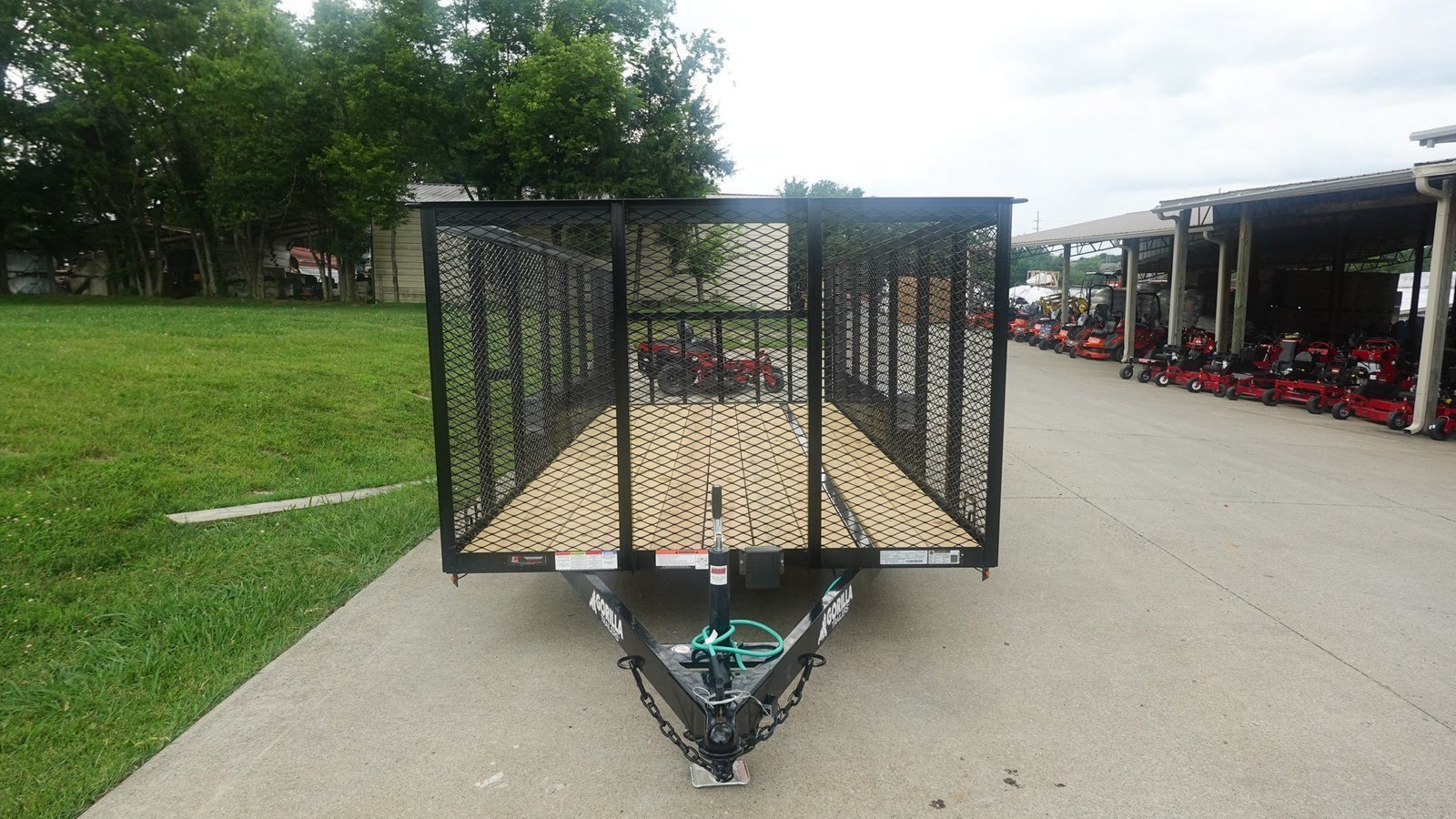 DSC05550_644bfc8c-0dec-40cc-aa56-48153f04b965.jpg 6.4×16 Dovetail Utility Trailer with 4ft Mesh Side (2) 3,500lb Axles - Image 1