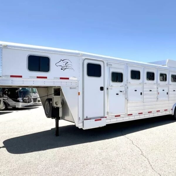 2015 Sooner 6 Horse Gooseneck